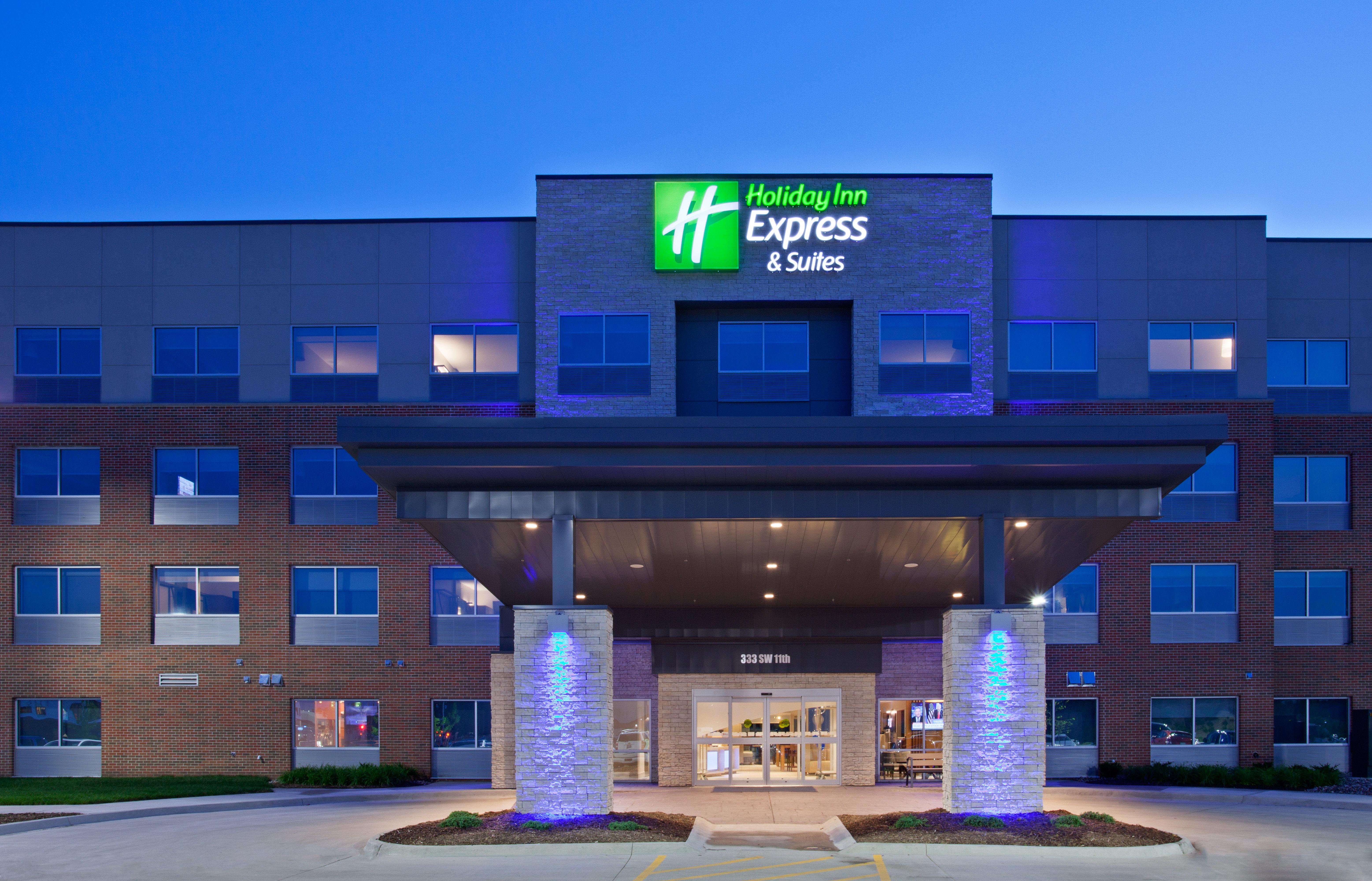 Holiday Inn Express And Suites Des Moines Downtown By Ihg Exterior foto